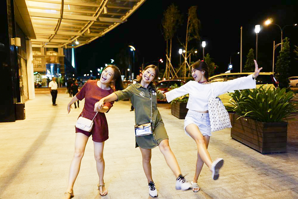 Khả Ngân tự hào tham gia Tuần lễ Asean tại Malaysia cùng loạt nghệ sĩ quốc tế - Ảnh 15. Khả Ngân tự hào tham gia Tuần lễ Asean tại Malaysia cùng loạt nghệ sĩ quốc tế - Ảnh 15.