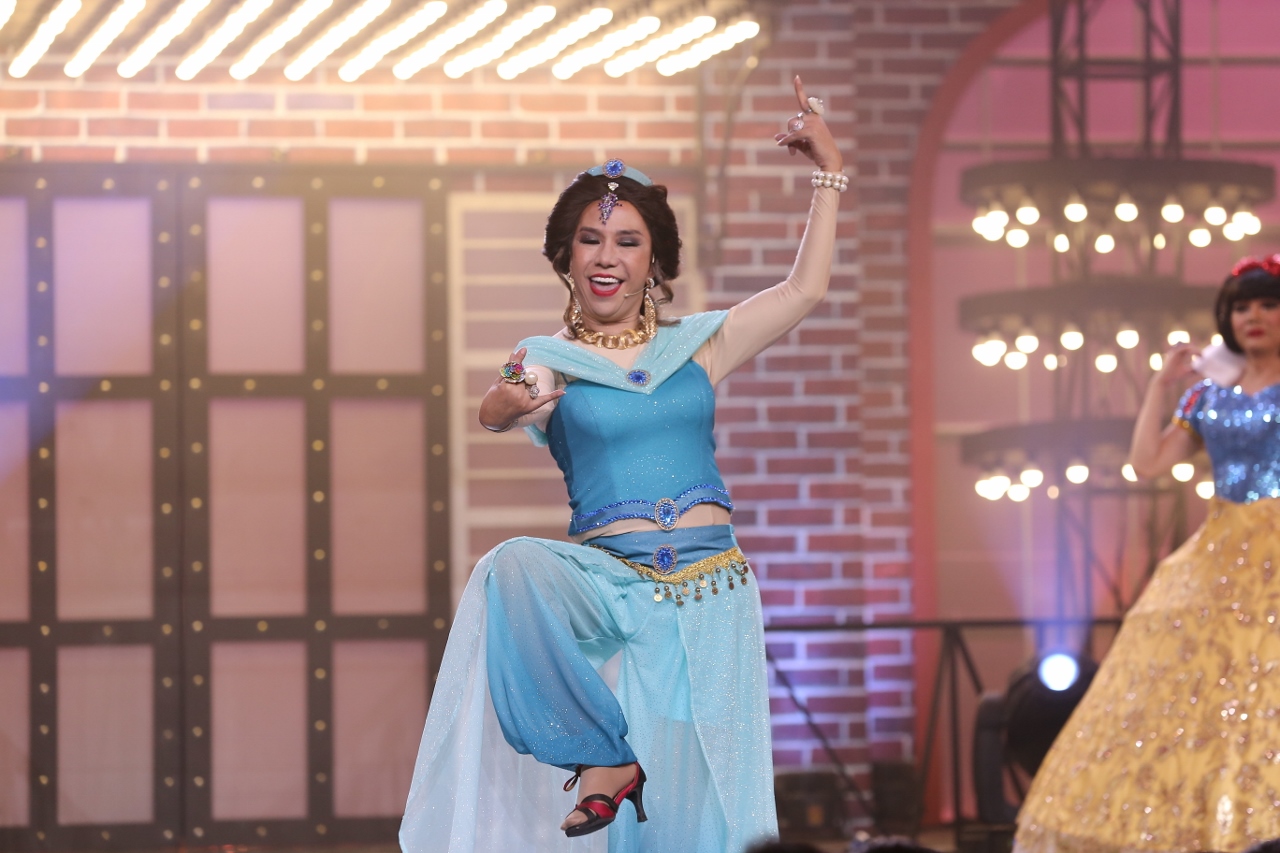 Long Nhật từ chối Trấn Thành vì... em bằng tuổi con trai chị thôi - Ảnh 11. Long Nhật từ chối Trấn Thành vì... em bằng tuổi con trai chị thôi - Ảnh 11.