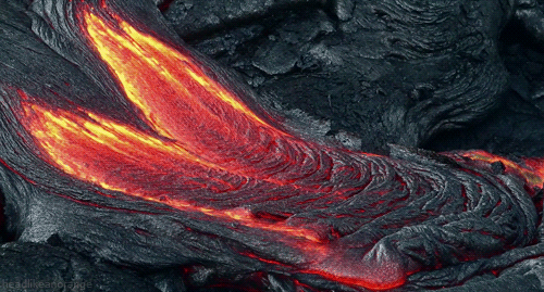 Điều gì sẽ xảy ra khi một người không may rơi vào núi lửa?