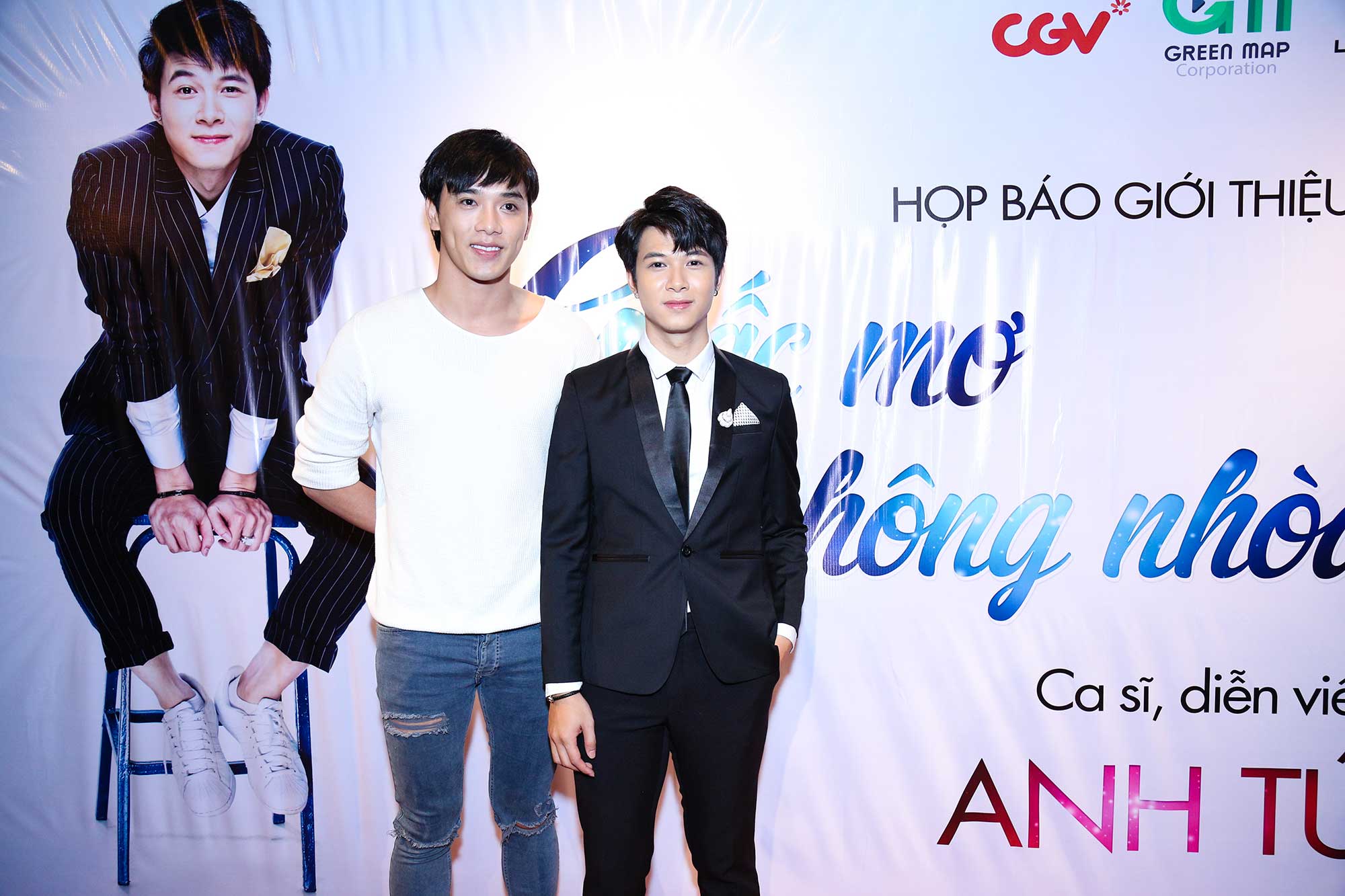 Diễn viên Anh Tú chào sân Vpop bằng MV nhạc phim Thần tiên cũng nổi điên - Ảnh 5. Diễn viên Anh Tú chào sân Vpop bằng MV nhạc phim Thần tiên cũng nổi điên - Ảnh 5.