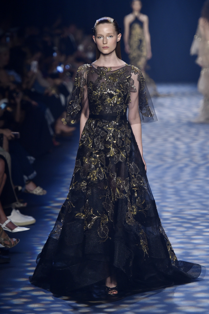 9 bộ sưu tập và những giấc mơ tuyệt vời cho con gái từ NYFW - Ảnh 25. 9 bộ sưu tập và những giấc mơ tuyệt vời cho con gái từ NYFW - Ảnh 25.