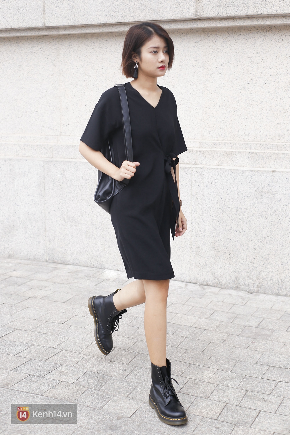 Giới trẻ 2 miền tuần qua ăn vận không chỉ thời thượng mà còn tôn dáng đến nhường này nữa - Ảnh 5. Giới trẻ 2 miền tuần qua ăn vận không chỉ thời thượng mà còn tôn dáng đến nhường này nữa - Ảnh 5.