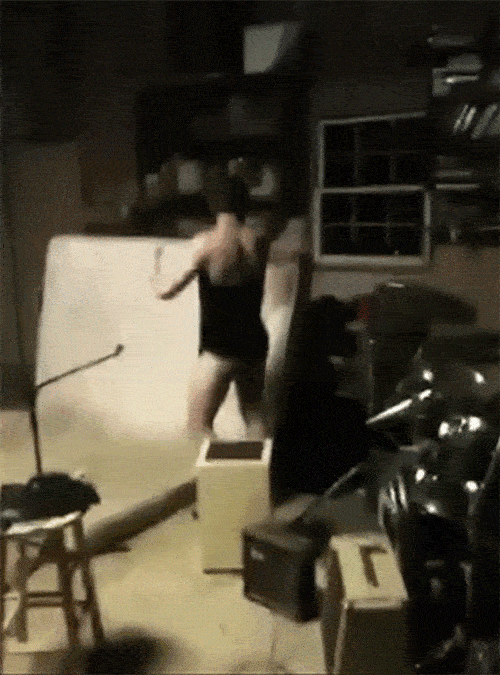 18 tiết mục nhảy nhót thảm họa của các dancer cây nhà lá vườn - Ảnh 11.