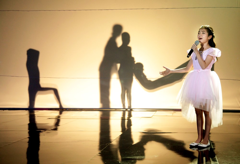 Tin Tin làm gấu trúc ú nu, lắc hông cực yêu khiến giám khảo phát cuồng - Ảnh 11. Tin Tin làm gấu trúc ú nu, lắc hông cực yêu khiến giám khảo phát cuồng - Ảnh 11.