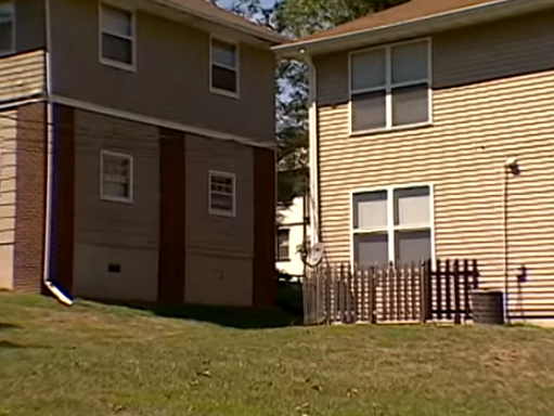 3 sợi lông tay vạch mặt cảnh sát đồng tính giết người - Ảnh 1. 3 sợi lông tay vạch mặt cảnh sát đồng tính giết người - Ảnh 1.