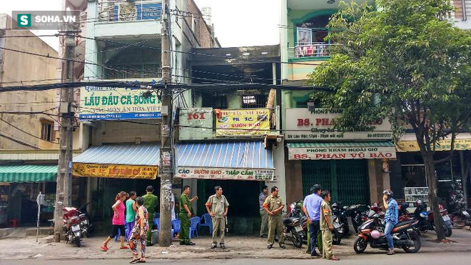 Cô gái nghi bị người tình đốt, phải nhảy lầu thoát thân đang nguy kịch - Ảnh 2. Cô gái nghi bị người tình đốt, phải nhảy lầu thoát thân đang nguy kịch - Ảnh 2.