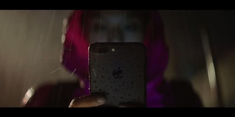 Apple nói iPhone 7 chống nước nhưng mọi thứ có thể không như bạn nghĩ - Ảnh 3. Apple nói iPhone 7 chống nước nhưng mọi thứ có thể không như bạn nghĩ - Ảnh 3.