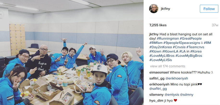 Fan phẫn nộ điều tra danh tính người đá Song Ji Hyo, Kim Jong Kook khỏi Running Man - Ảnh 2. Fan phẫn nộ điều tra danh tính người đá Song Ji Hyo, Kim Jong Kook khỏi Running Man - Ảnh 2.