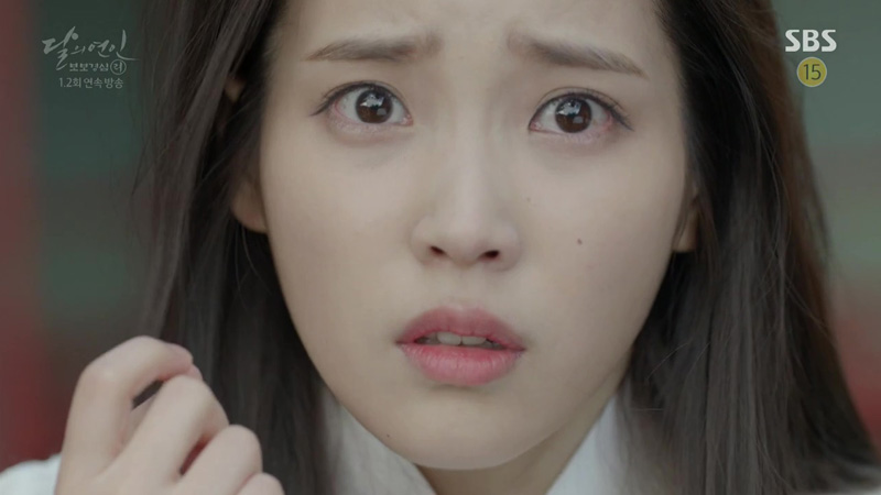 “Moon Lovers”: Diễn xuất của IU ngày càng thuyết phục được khán giả? - Ảnh 4. “Moon Lovers”: Diễn xuất của IU ngày càng thuyết phục được khán giả? - Ảnh 4.