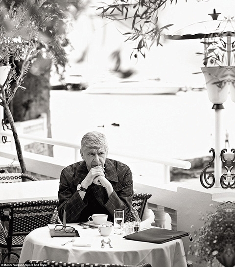 Bài phỏng vấn đặc biệt Arsene Wenger: Chúa tạo ra con người, còn tôi dẫn lối họ chơi đẹp - Ảnh 4. Bài phỏng vấn đặc biệt Arsene Wenger: Chúa tạo ra con người, còn tôi dẫn lối họ chơi đẹp - Ảnh 4.