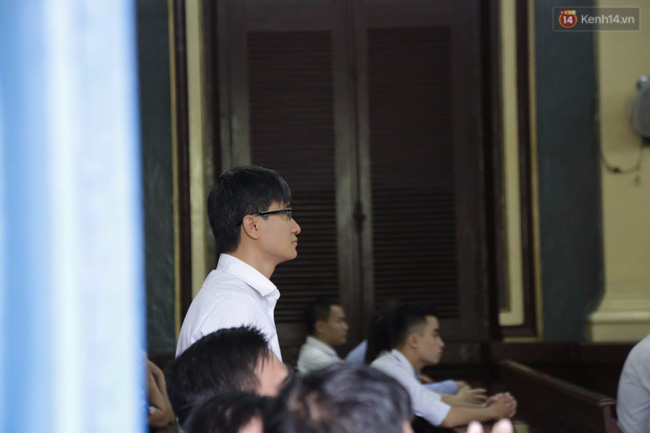 Sáng nay, xét xử vụ hoa hậu Phương Nga lừa tiền tỉ