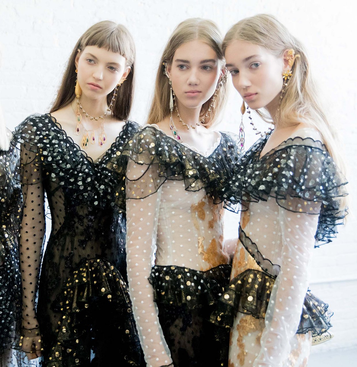 9 bộ sưu tập và những giấc mơ tuyệt vời cho con gái từ NYFW - Ảnh 27. 9 bộ sưu tập và những giấc mơ tuyệt vời cho con gái từ NYFW - Ảnh 27.