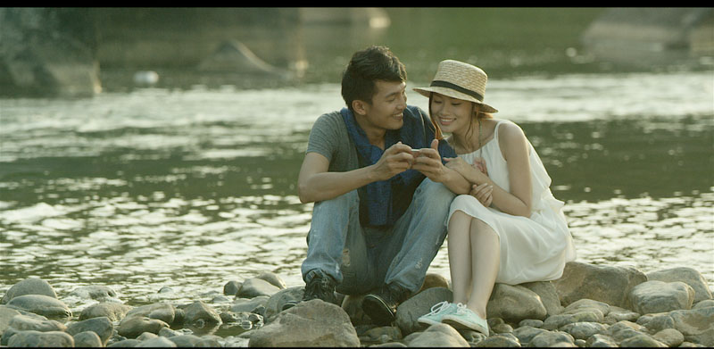 Phim Thần tiên cũng nổi điên: Sự duyên dáng lấn lướt cho thô vụng! - Ảnh 1. Phim Thần tiên cũng nổi điên: Sự duyên dáng lấn lướt cho thô vụng! - Ảnh 1.