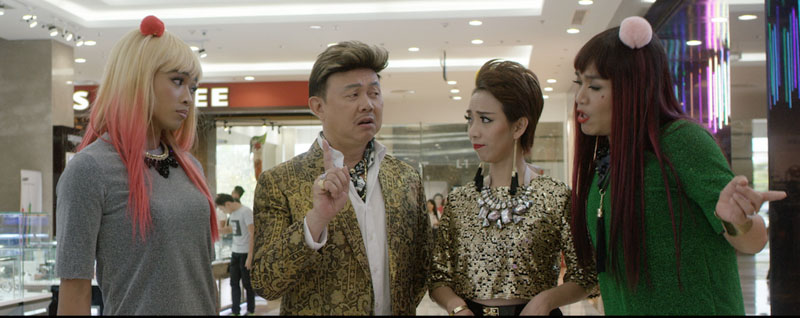 Phim Thần tiên cũng nổi điên: Sự duyên dáng lấn lướt cho thô vụng! - Ảnh 6. Phim Thần tiên cũng nổi điên: Sự duyên dáng lấn lướt cho thô vụng! - Ảnh 6.