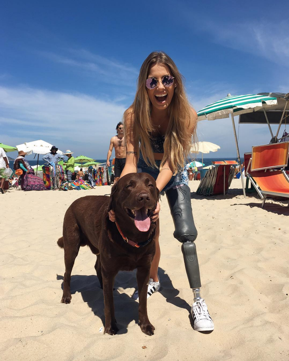 - Ảnh 4. - Ảnh 4.