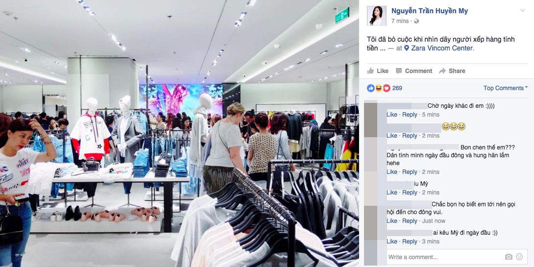 Gần đến giờ đóng cửa, store Zara Việt Nam vẫn đông nghịt, từng hàng dài chờ thanh toán hóa đơn cả chục triệu - Ảnh 3. Gần đến giờ đóng cửa, store Zara Việt Nam vẫn đông nghịt, từng hàng dài chờ thanh toán hóa đơn cả chục triệu - Ảnh 3.