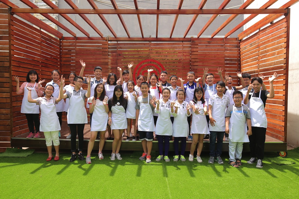 Xem đoạn clip này bạn sẽ không ngờ trẻ em Việt Nam lại nấu ăn giỏi đến thế! - Ảnh 11. Xem đoạn clip này bạn sẽ không ngờ trẻ em Việt Nam lại nấu ăn giỏi đến thế! - Ảnh 11.