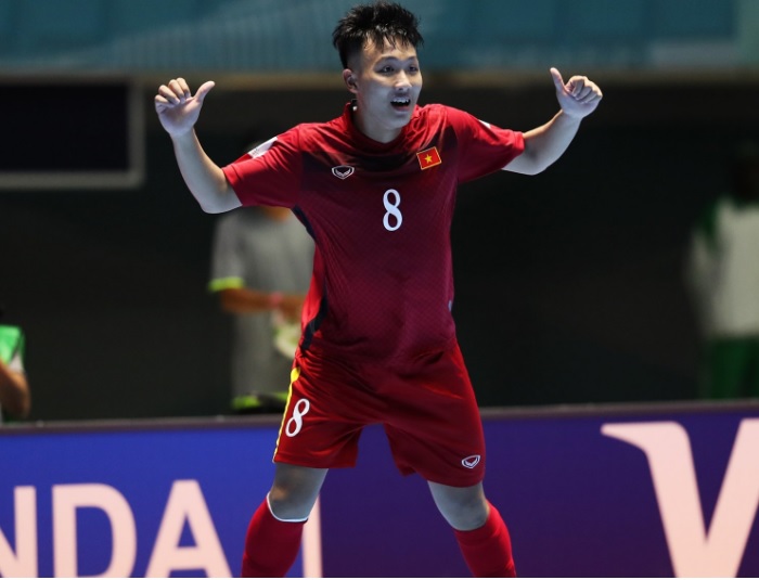 Nguyễn Minh Trí: Chàng trai 20 tuổi lập hat-trick lịch sử ở đấu trường World Cup - Ảnh 3. Nguyễn Minh Trí: Chàng trai 20 tuổi lập hat-trick lịch sử ở đấu trường World Cup - Ảnh 3.