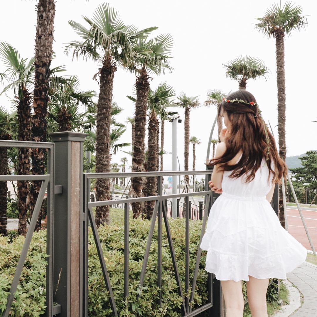 5 item bạn nên tranh thủ mặc trước khi hết hè - Ảnh 15. 5 item bạn nên tranh thủ mặc trước khi hết hè - Ảnh 15.