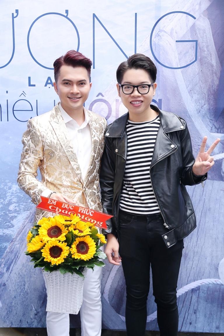 Nam Cường song ca ăn ý cùng Phương Mỹ Chi trong ngày ra mắt album Bolero - Ảnh 19. Nam Cường song ca ăn ý cùng Phương Mỹ Chi trong ngày ra mắt album Bolero - Ảnh 19.