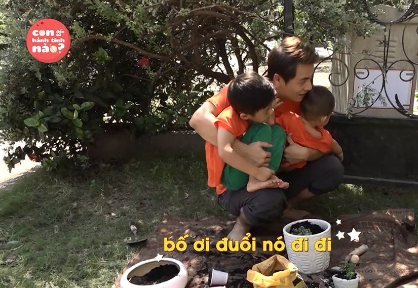 Xuất hiện soái ca nhí sợ ếch của nhà Đăng Khôi - Thủy Anh! - Ảnh 12. Xuất hiện soái ca nhí sợ ếch của nhà Đăng Khôi - Thủy Anh! - Ảnh 12.