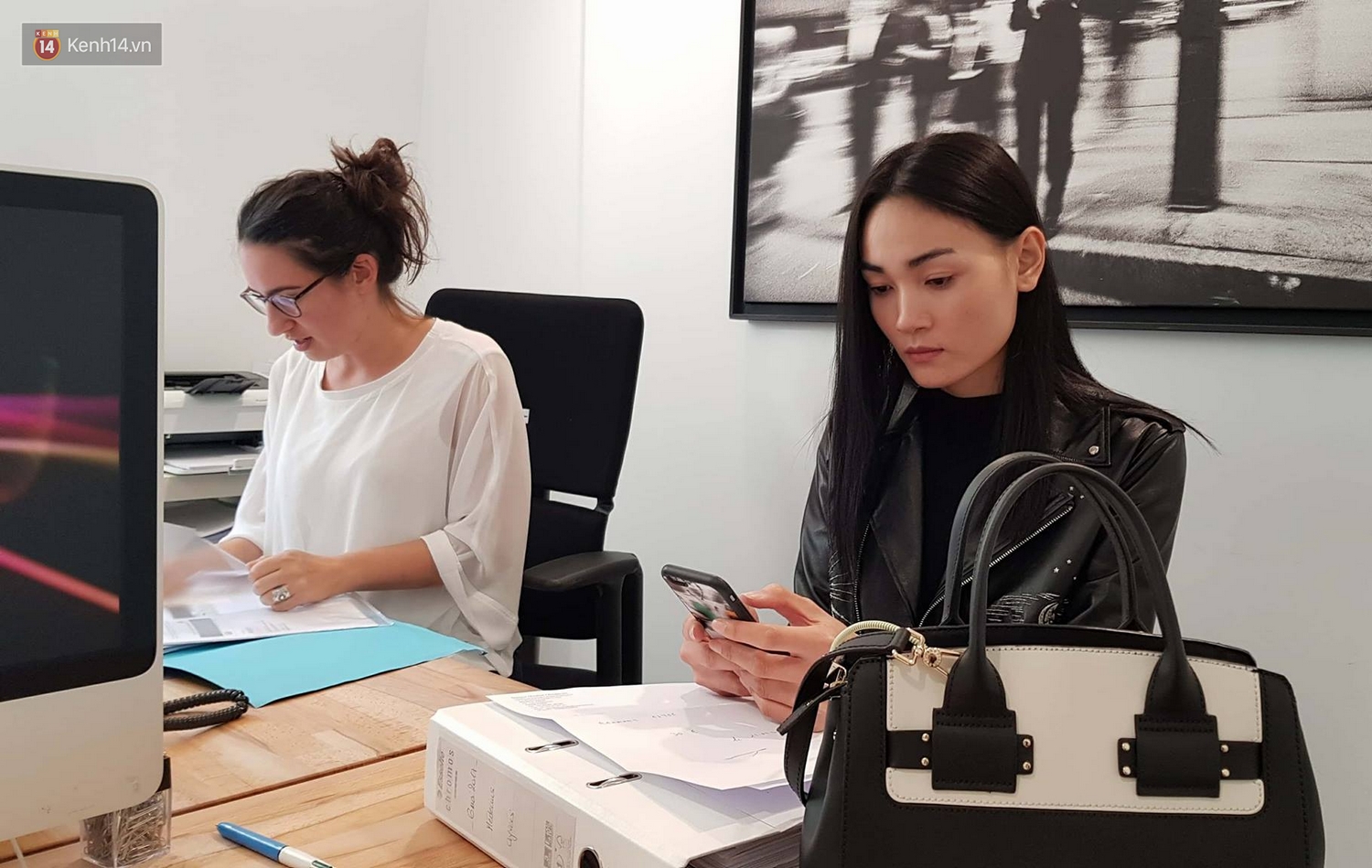 Độc quyền: Thùy Trang là mẫu Việt đầu tiên diễn cho show thứ 2 của ông lớn Louis Vuitton tại Paris Fashion Week - Ảnh 1. Độc quyền: Thùy Trang là mẫu Việt đầu tiên diễn cho show thứ 2 của ông lớn Louis Vuitton tại Paris Fashion Week - Ảnh 1.