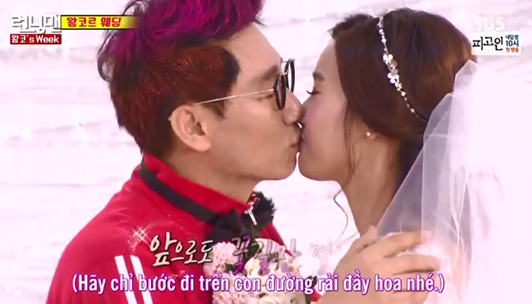 Anh Mũi To nhuộm tóc xanh đỏ, bật khóc trong đám cưới tại Running Man - Ảnh 7. Anh Mũi To nhuộm tóc xanh đỏ, bật khóc trong đám cưới tại Running Man - Ảnh 7.