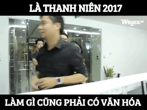 Clip: Nhớ nhé, thanh niên 2017 rồi thì làm gì cũng phải có văn hóa! - Ảnh 2. Clip: Nhớ nhé, thanh niên 2017 rồi thì làm gì cũng phải có văn hóa! - Ảnh 2.