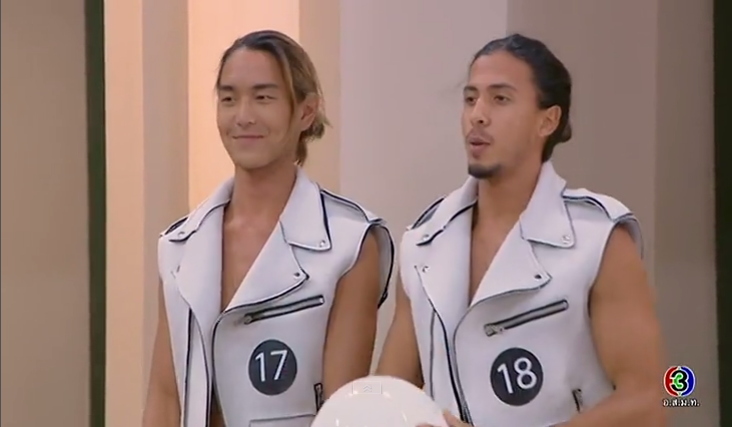 The Face Men tập 1: Dàn trai đẹp liên tục cởi áo khoe body trước 3 HLV - Ảnh 12. The Face Men tập 1: Dàn trai đẹp liên tục cởi áo khoe body trước 3 HLV - Ảnh 12.