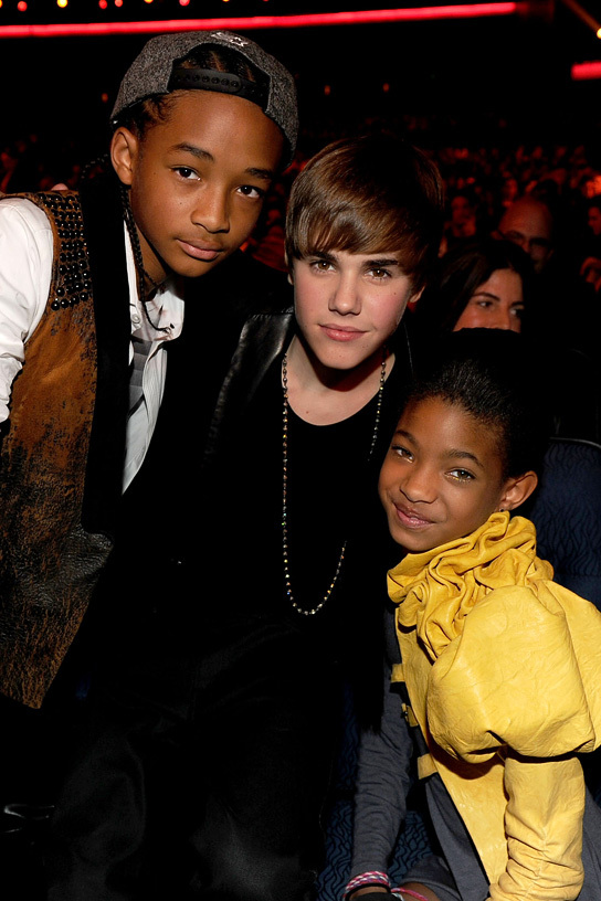 Hollywood đầy thị phi, nhưng những tình bạn đẹp này vẫn bền vững suốt nhiều năm! - Ảnh 21.