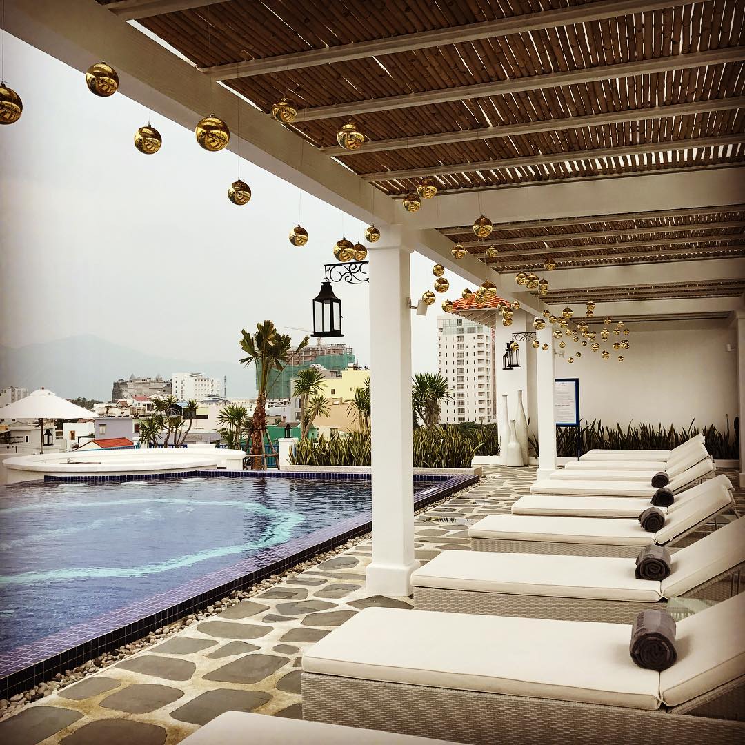 5 khu nghỉ dưỡng đẹp, sáng, giá cả hợp lý đáng cho bạn đầu tư tận hưởng năm mới Tết này! - Ảnh 9. 5 khu nghỉ dưỡng đẹp, sáng, giá cả hợp lý đáng cho bạn đầu tư tận hưởng năm mới Tết này! - Ảnh 9.