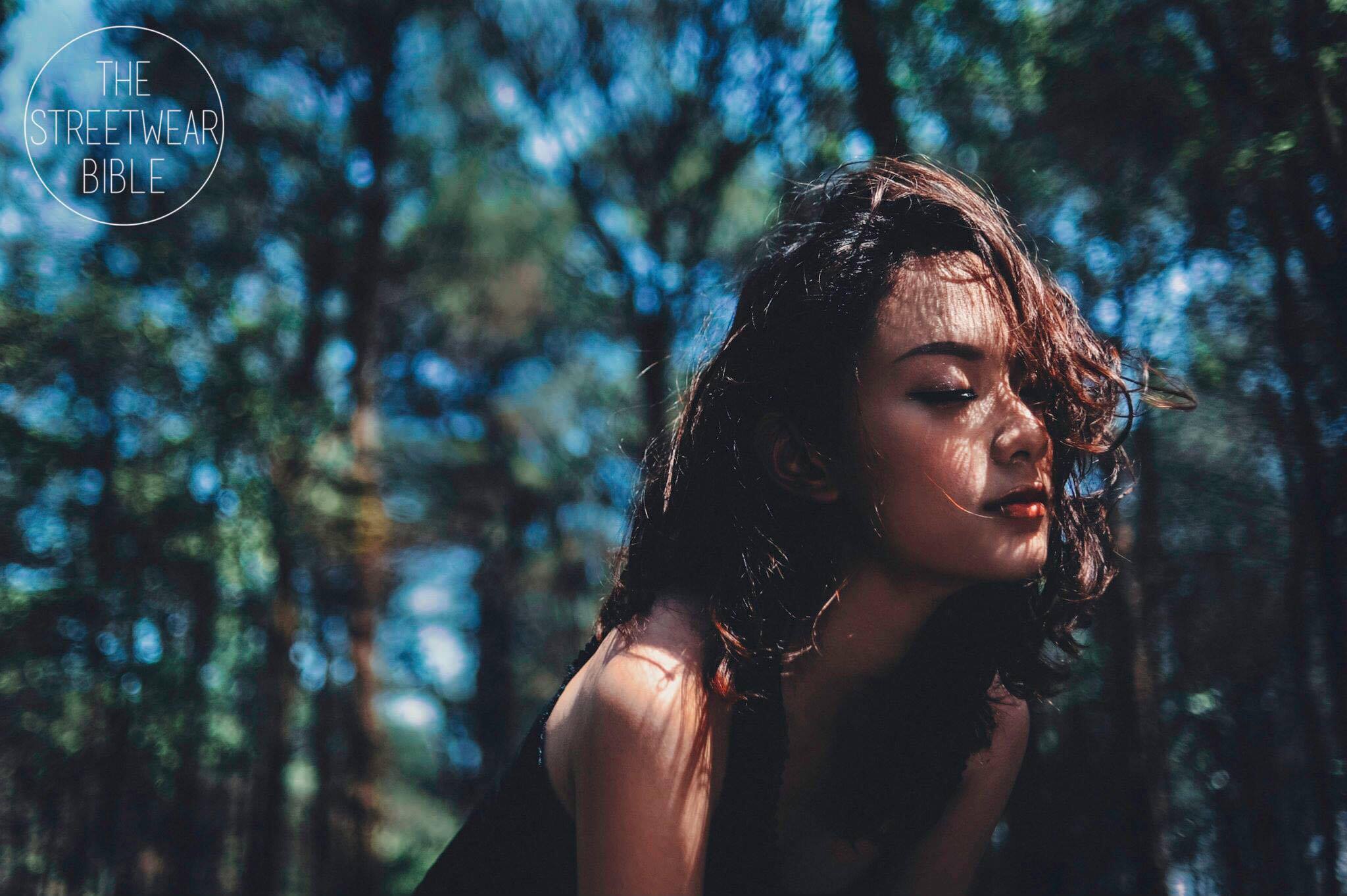 Mỹ nhân cổ trang - người tình trong mộng của Sơn Tùng M-TP trong MV mới là ai? - Ảnh 5. Mỹ nhân cổ trang - người tình trong mộng của Sơn Tùng M-TP trong MV mới là ai? - Ảnh 5.