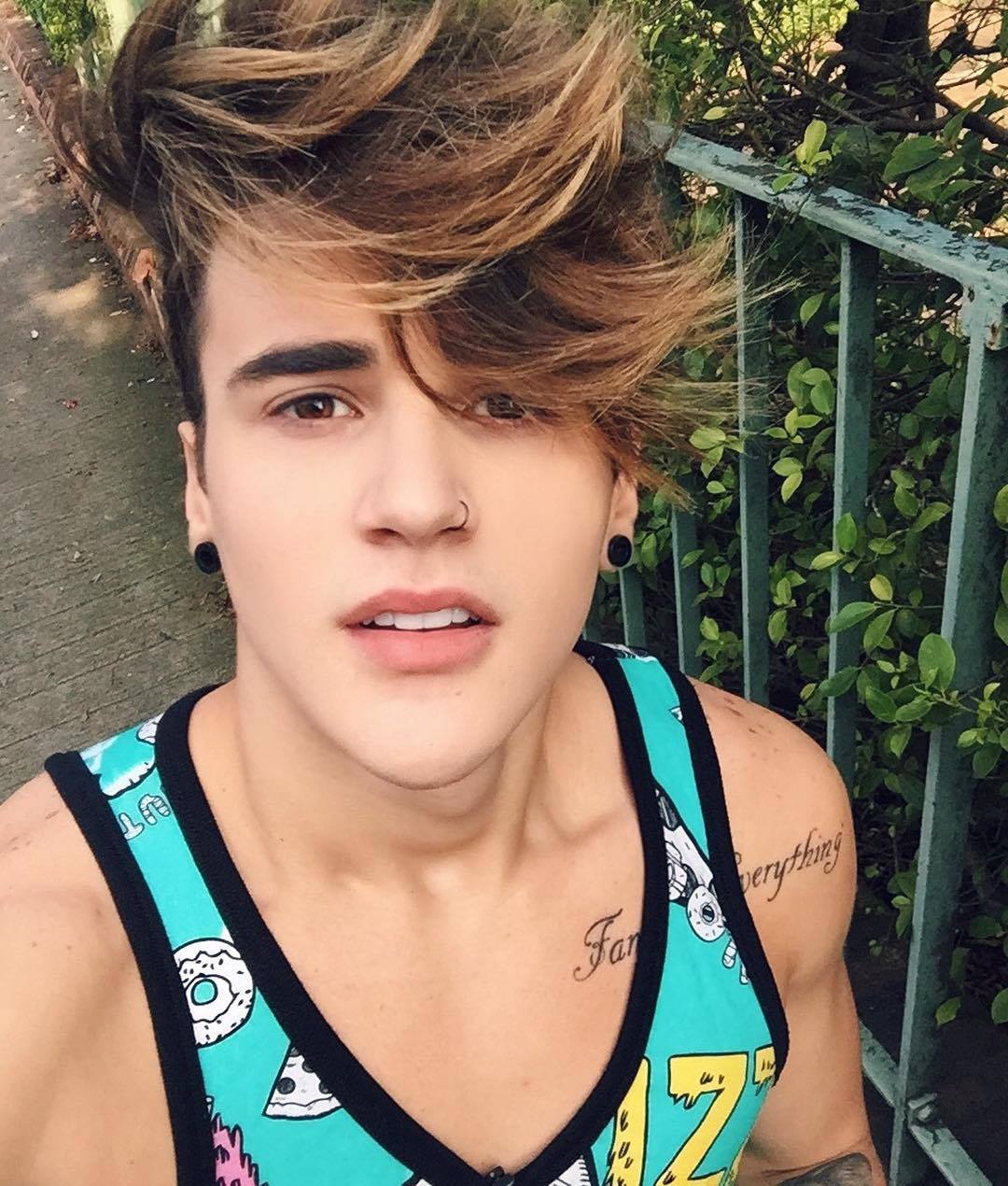 Tuổi 19 của người yêu nhà người ta, đã đẹp trai lại còn body chuẩn hết sức... - Ảnh 11. Tuổi 19 của người yêu nhà người ta, đã đẹp trai lại còn body chuẩn hết sức... - Ảnh 11.