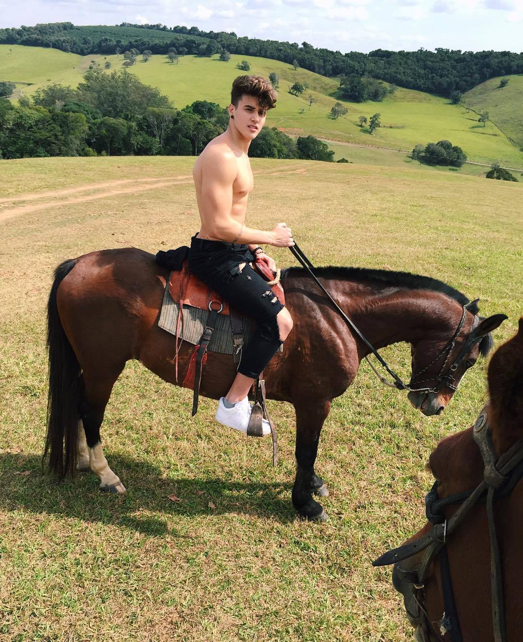 Tuổi 19 của người yêu nhà người ta, đã đẹp trai lại còn body chuẩn hết sức... - Ảnh 20. Tuổi 19 của người yêu nhà người ta, đã đẹp trai lại còn body chuẩn hết sức... - Ảnh 20.