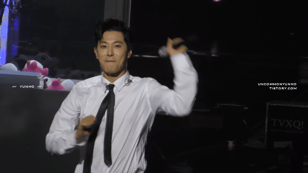 Tưởng ngại ngùng thế nào, Yunho (DBSK) nhảy Rookie còn hăng hơn cả Red Velvet - Ảnh 2. Tưởng ngại ngùng thế nào, Yunho (DBSK) nhảy Rookie còn hăng hơn cả Red Velvet - Ảnh 2.