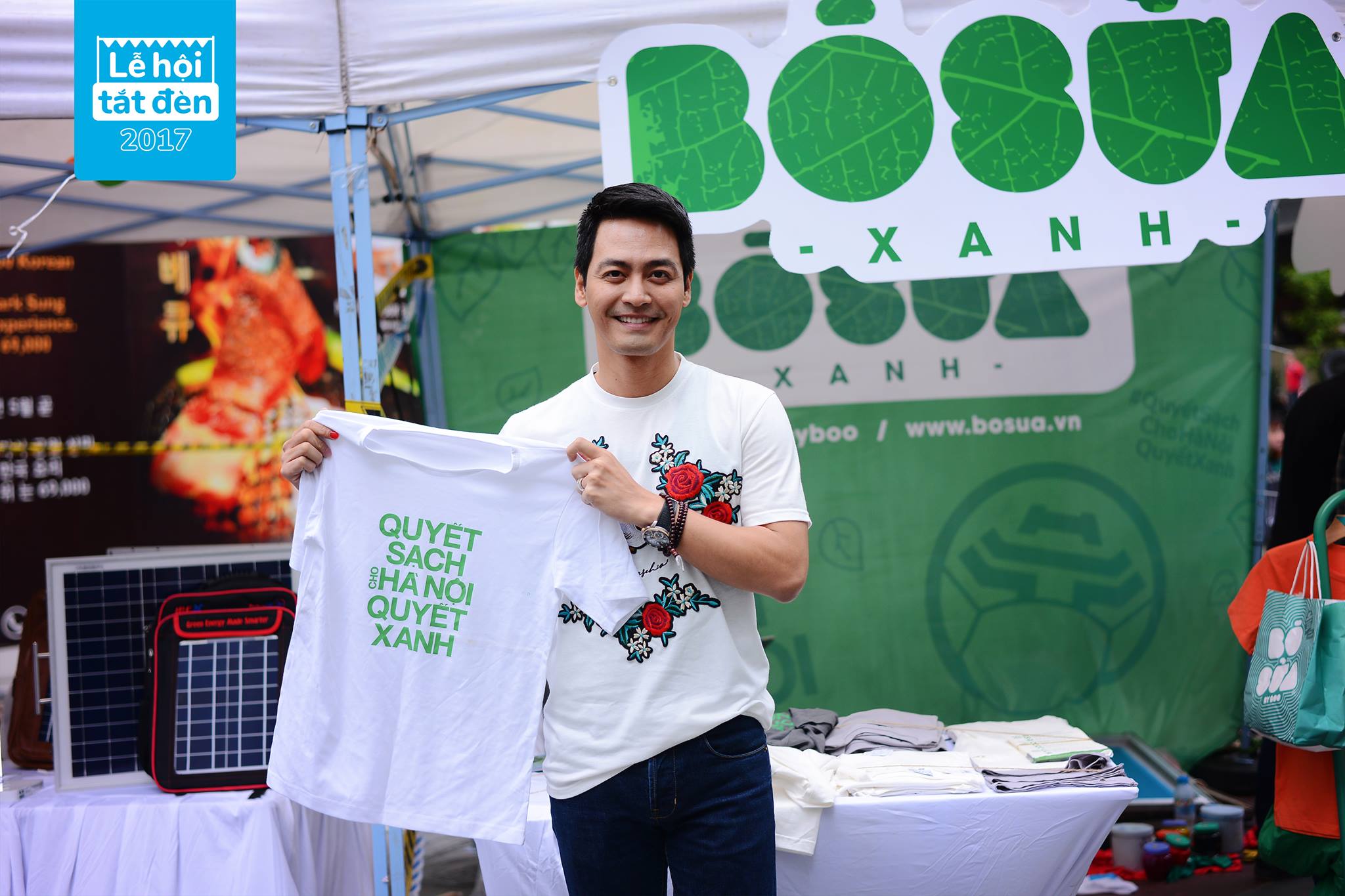 Lễ hội Tắt đèn 2017: Hoa hậu Mỹ Linh, Chi Pu, MC Phan Anh cùng chung tay Quyết sạch cho Hà Nội quyết xanh - Ảnh 4. Lễ hội Tắt đèn 2017: Hoa hậu Mỹ Linh, Chi Pu, MC Phan Anh cùng chung tay Quyết sạch cho Hà Nội quyết xanh - Ảnh 4.