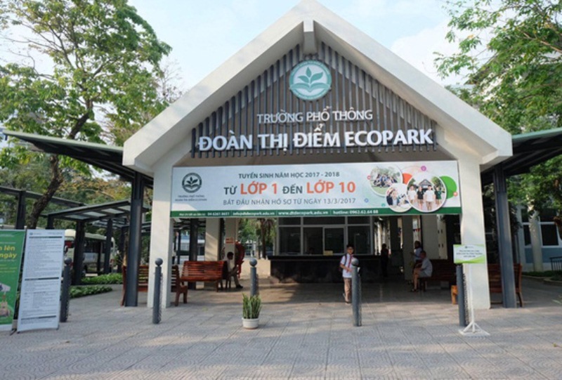 Phụ huynh kinh hãi khi chứng kiến “ổ mủ” chảy ra từ miếng thịt lợn cung cấp vào bếp ăn trường học - Ảnh 3. Phụ huynh kinh hãi khi chứng kiến “ổ mủ” chảy ra từ miếng thịt lợn cung cấp vào bếp ăn trường học - Ảnh 3.