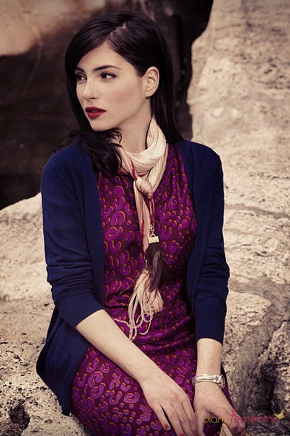 Ngắm Nữ thần gợi cảm, bạn gái mới của Chicharito - Ảnh 9. Ngắm Nữ thần gợi cảm, bạn gái mới của Chicharito - Ảnh 9.