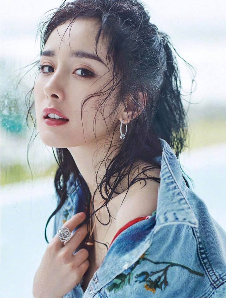 Top 7 mỹ nhân Hoa ngữ sở hữu vẻ đẹp không thể chối từ - Ảnh 6. Top 7 mỹ nhân Hoa ngữ sở hữu vẻ đẹp không thể chối từ - Ảnh 6.