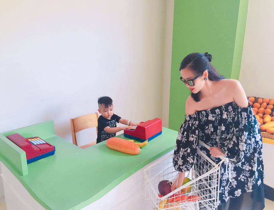 Chiều nay, hot girl Tâm Tít đã hạ sinh con trai thứ 2 - Ảnh 5. Chiều nay, hot girl Tâm Tít đã hạ sinh con trai thứ 2 - Ảnh 5.