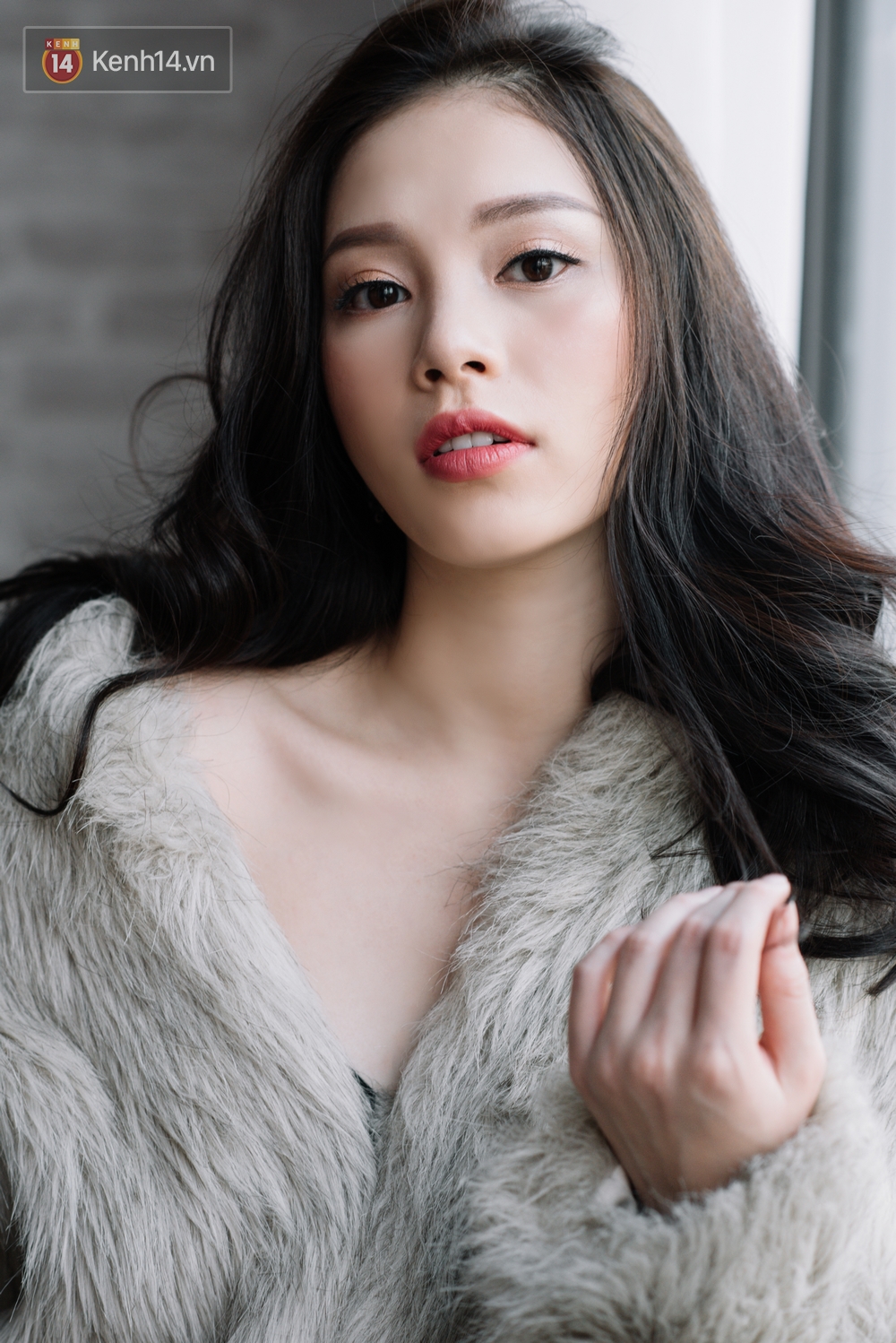 Em xinh nhất Tết này với 2 kiểu makeup son hồng đất và cam đất đơn giản mà lung linh - Ảnh 3. Em xinh nhất Tết này với 2 kiểu makeup son hồng đất và cam đất đơn giản mà lung linh - Ảnh 3.