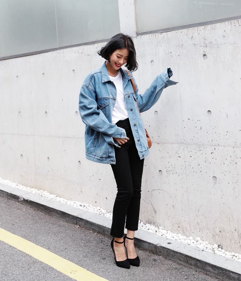 Trời ấm dần lên rồi, chuẩn bị lôi denim jacket ra diện thôi các cô nàng - Ảnh 4. Trời ấm dần lên rồi, chuẩn bị lôi denim jacket ra diện thôi các cô nàng - Ảnh 4.