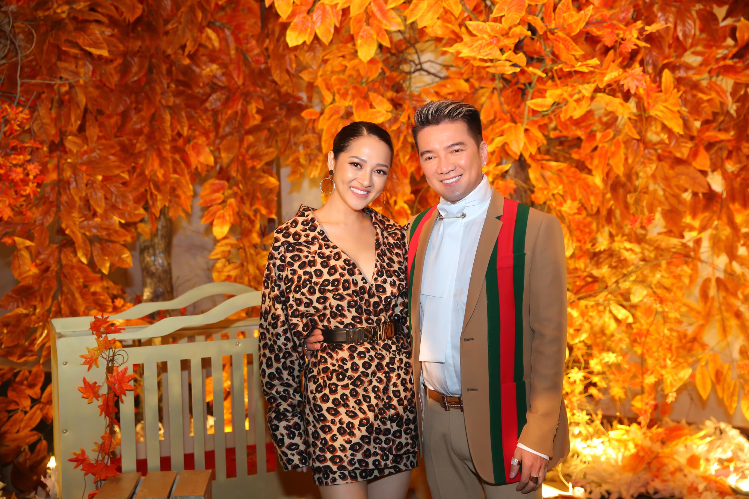 Đàm Vĩnh Hưng bỏ qua lỗi lầm cho mẹ ruột sau món nợ 20 tỷ từng khiến dư luận xôn xao - Ảnh 3. Đàm Vĩnh Hưng bỏ qua lỗi lầm cho mẹ ruột sau món nợ 20 tỷ từng khiến dư luận xôn xao - Ảnh 3.