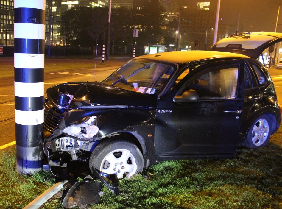 Thoát chết sau tai nạn giao thông, Aguero trấn an người hâm mộ - Ảnh 2. Thoát chết sau tai nạn giao thông, Aguero trấn an người hâm mộ - Ảnh 2.