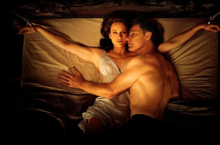 Geralds Game - Phiên bản 50 Sắc Thái ly kì và giật gân - Ảnh 3. Geralds Game - Phiên bản 50 Sắc Thái ly kì và giật gân - Ảnh 3.