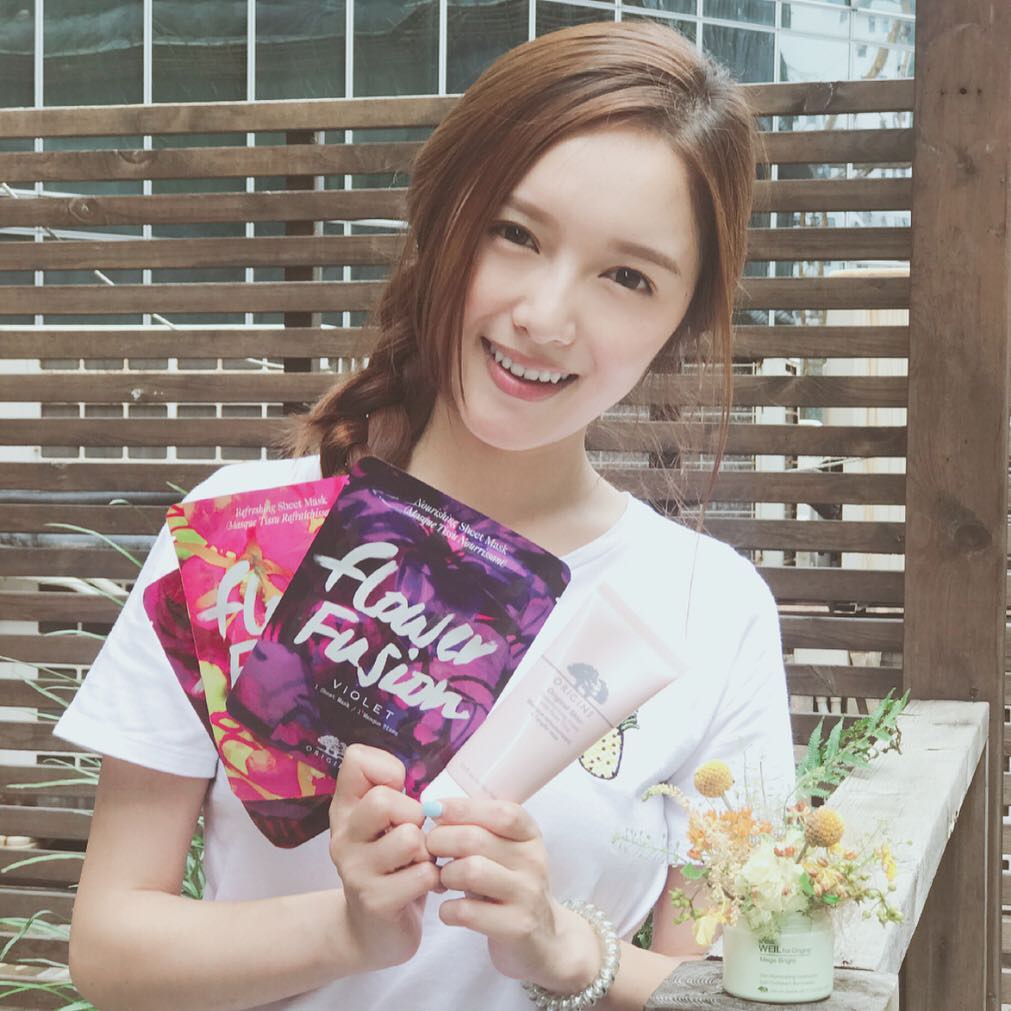 Double Masking – Đắp mặt nạ 2 bước: Thêm một trào lưu làm đẹp mới cho các tín đồ cuồng mặt nạ - Ảnh 2. Double Masking – Đắp mặt nạ 2 bước: Thêm một trào lưu làm đẹp mới cho các tín đồ cuồng mặt nạ - Ảnh 2.