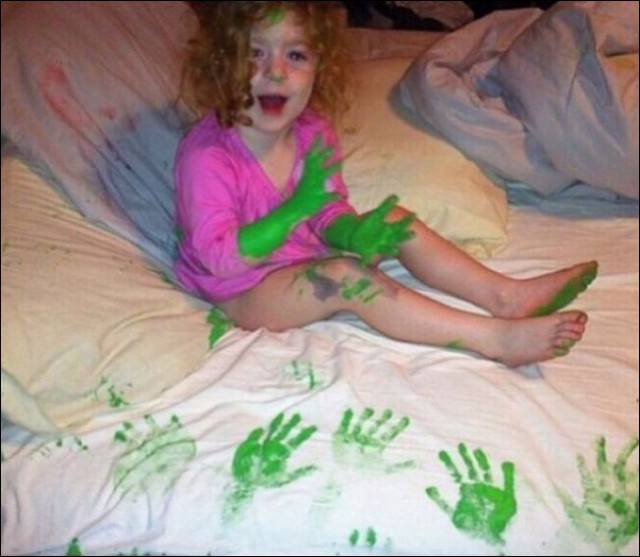 18 em bé được dịp nghỉ hè là ở nhà nghịch như quỷ sứ - Ảnh 11. 18 em bé được dịp nghỉ hè là ở nhà nghịch như quỷ sứ - Ảnh 11.