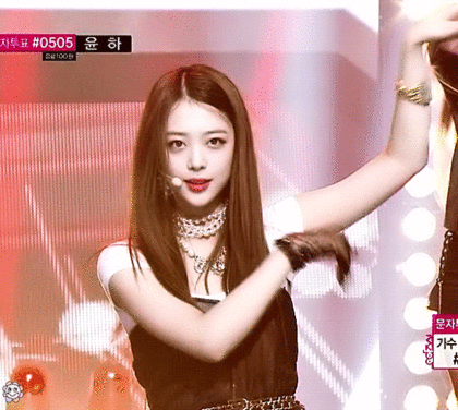Suzy và Sulli đẹp cùng kiểu nữ thần: Người được công chúng tung hô, kẻ thành nữ hoàng thị phi - Ảnh 14. Suzy và Sulli đẹp cùng kiểu nữ thần: Người được công chúng tung hô, kẻ thành nữ hoàng thị phi - Ảnh 14.