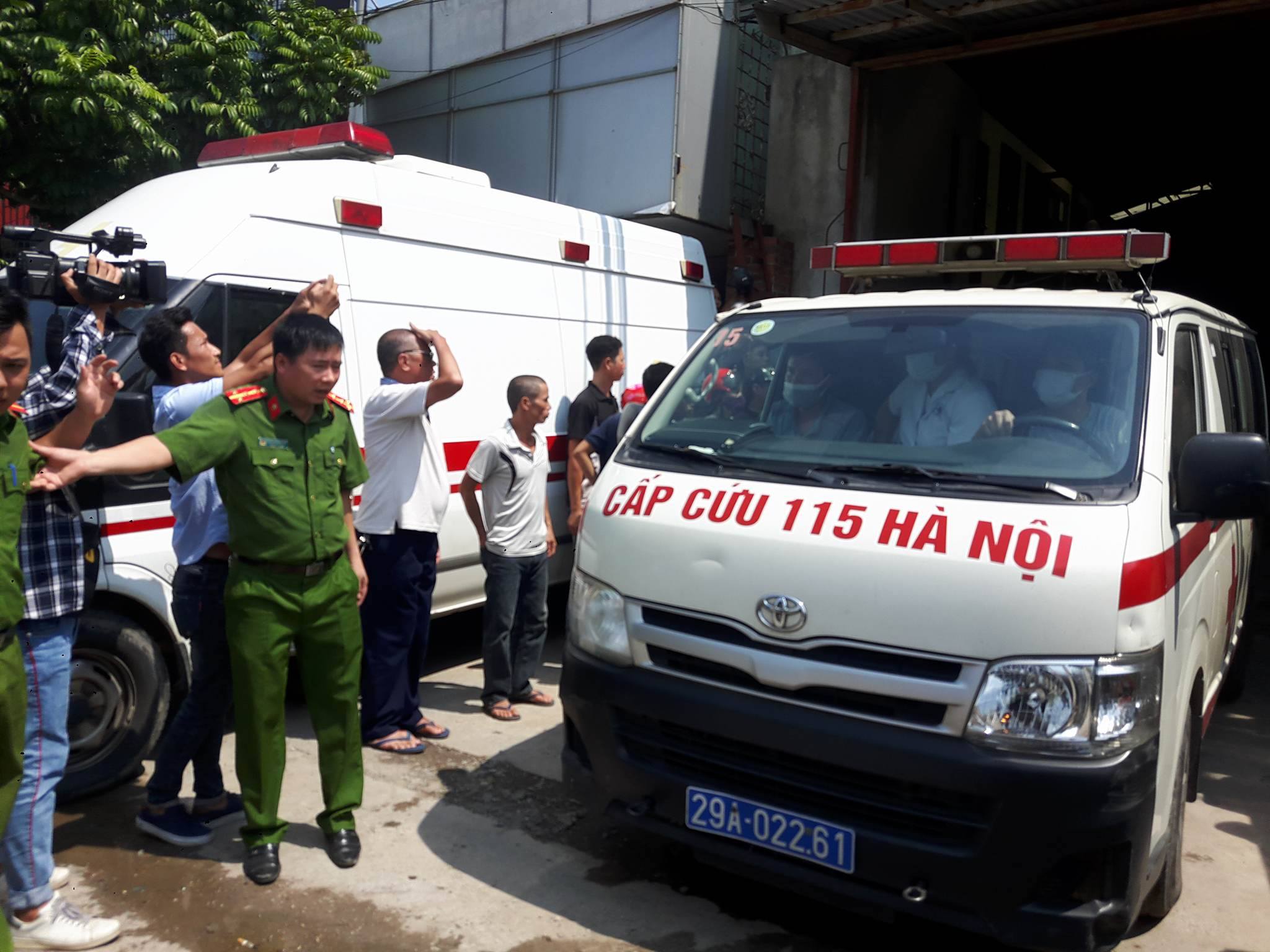 Hà Nội: Cháy kinh hoàng tại xưởng sản xuất bánh kẹo, 8 người tử vong - Ảnh 4. Hà Nội: Cháy kinh hoàng tại xưởng sản xuất bánh kẹo, 8 người tử vong - Ảnh 4.