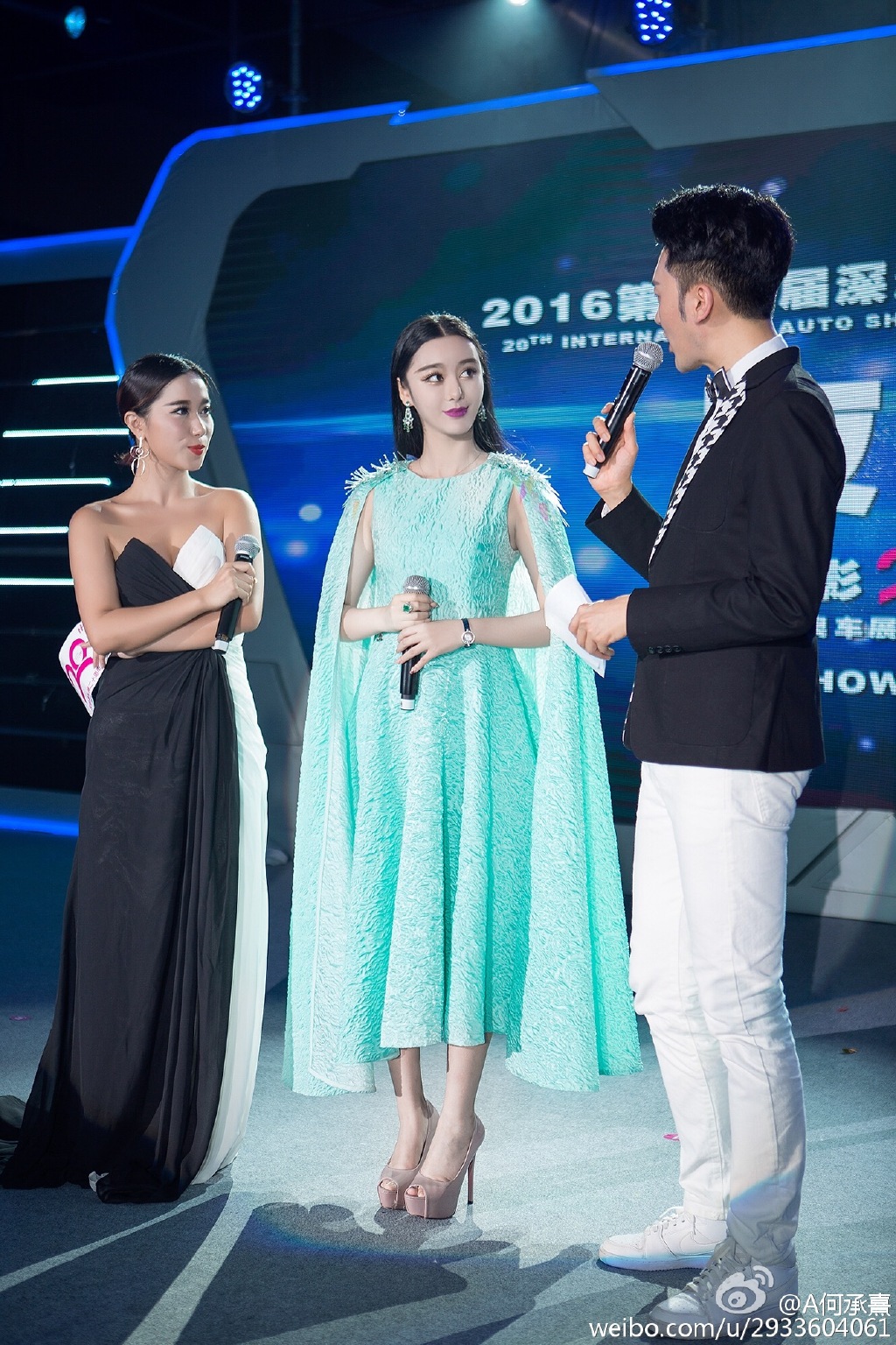 Cô gái mất 8 năm phẫu thuật giống Phạm Băng Băng rồi cưới luôn bác sĩ thẩm mỹ cho mình - Ảnh 14. Cô gái mất 8 năm phẫu thuật giống Phạm Băng Băng rồi cưới luôn bác sĩ thẩm mỹ cho mình - Ảnh 14.